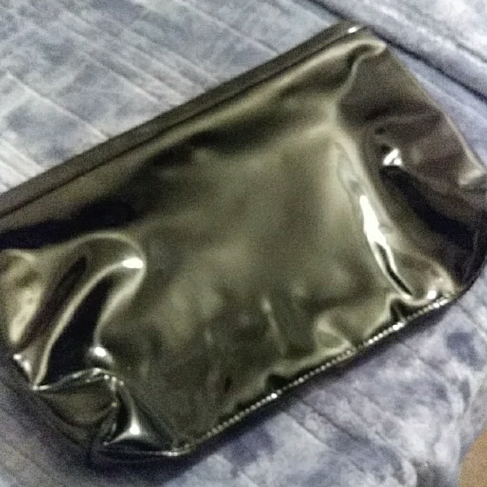 Vinyl Clutch